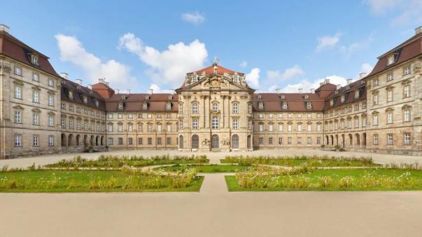 Das Residenzschloss Bamberg mit seinem Garten im Barockstil.