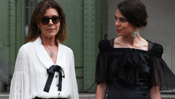 FASHION-FRANCE-TRIBUTE-CELEBS FASHION-FRANCE-TRIBUTE-CELEBS