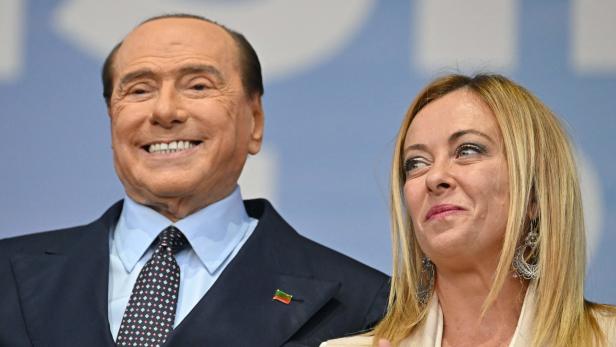 Berlusconi und seine liebe Not mit den Frauen