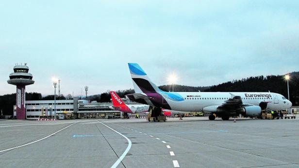 Flughafen Klagenfurt: FPÖ lehnt Ausschreibung ab, bietet sich SPÖ an