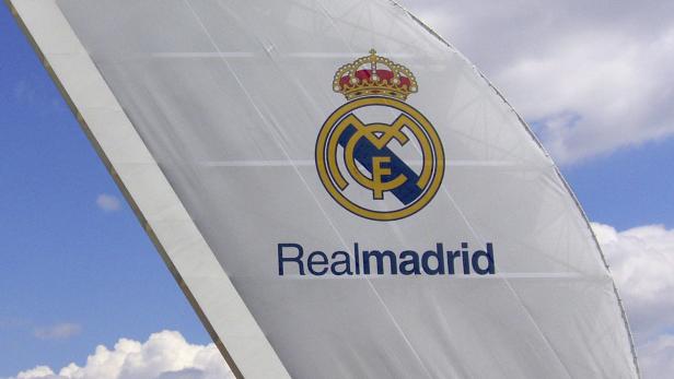 Real Madrid opfert für Sponsor sein Wappenkreuz