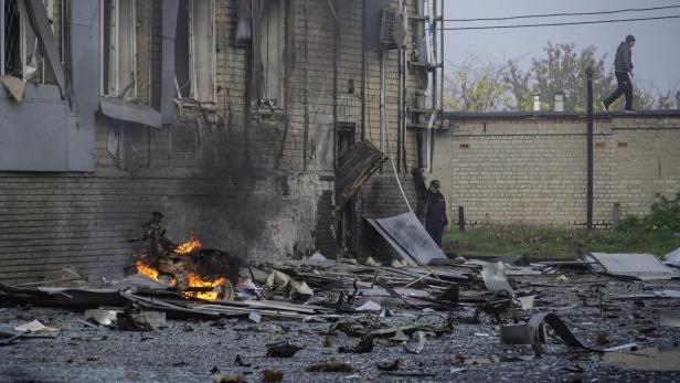 Car blast near ZaTV broadcaster building in Melitopol, Zaporizhzhia region