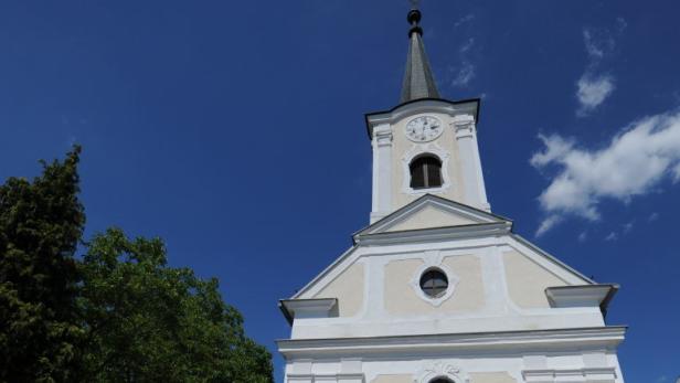 Kirche, Wolfau, römisch katholisch