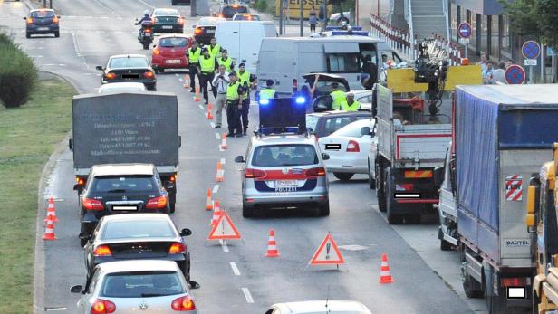 Bei einer Schwerpunktaktion der SOKO Ost in Wien, Niederösterreich und Burgenland gingen den Beamten fünf Verdächtige ins Netz.
