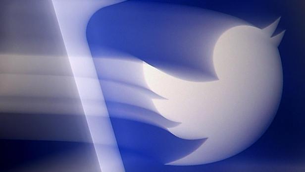 Chaos auf Twitter: "Verifzierte Accounts" verbreiten Fake-News