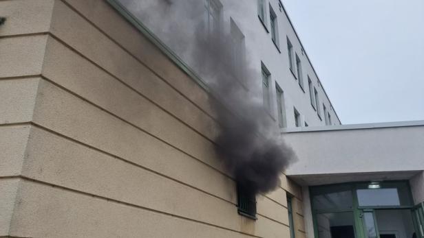 Landespolizeidirektion Eisenstadt: Häftling setzte Zelle in Brand