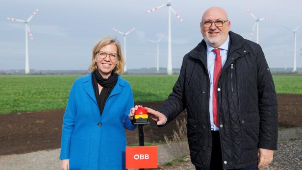 ÖBB nehmen weltweit erste Bahnstrom-Windrad in Betrieb