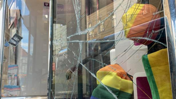 Auslage von queerem Vereinslokal in Graz beschädigt