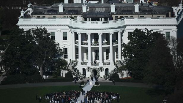 Historische Feier: So heiratete Joe Bidens Enkelin im Weißen Haus