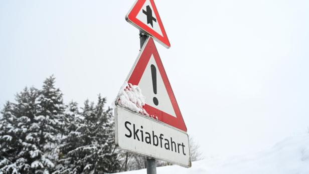 Tirol: Skiunfälle forderten drei Schwerverletzte