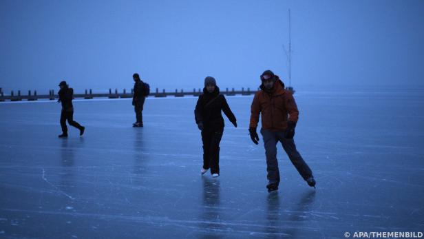 Wird Eislaufen am See bald der Vergangenheit angehören?