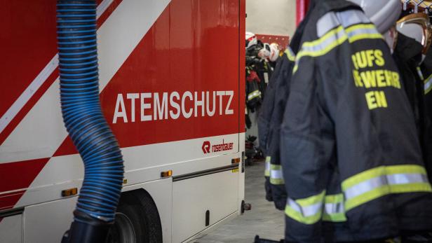 Zwei Personen nach Brand in Tirol im Spital