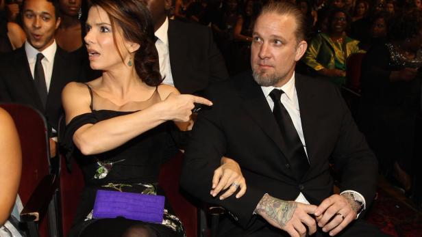 Sandra Bullocks untreuer Ex Jesse James soll schwangere Gattin betrogen haben