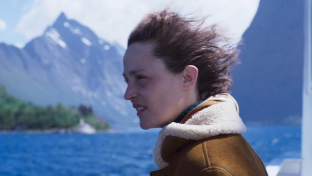 Vicky Krieps als junge Frau mit tödlicher Krankheit, die sich in die Natur Norwegens zurückzieht: „Mehr denn je“ von Emily Atef