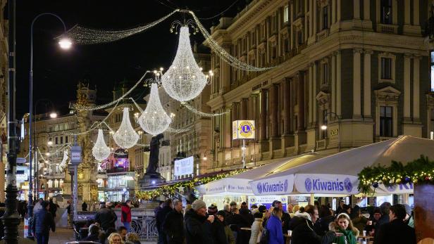 Festliche Weihnachtsbeleuchtung in Wien.