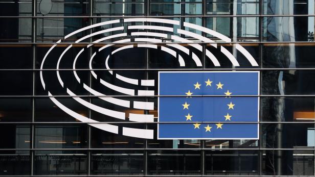 EU-Korruptionsskandal: Lebensgefährte geständig, Metsola kündigt Reform an