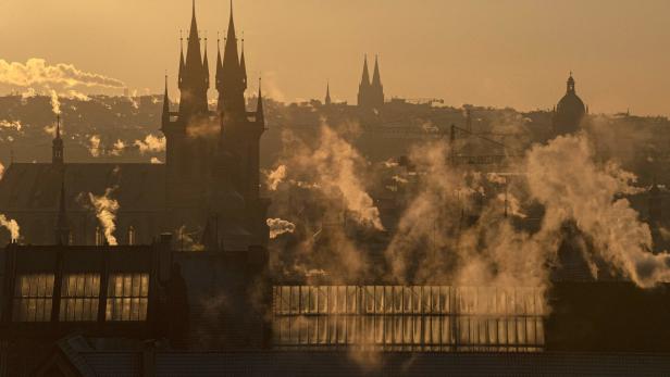 Kalte Dezembertage in Prag: Die Emissionen durch Heizungen sind deutlich gestiegen