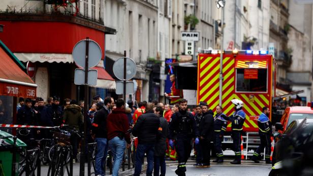 Schüsse in Paris: Täter wollte "Ausländer angreifen"