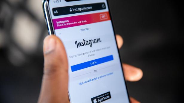 Instagram-Startseite auf einem Smartphone-Screen