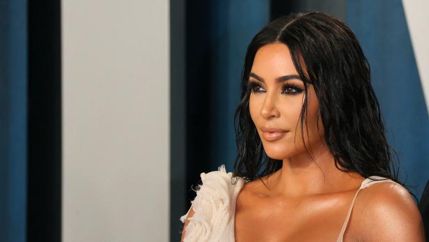 Kim Kardashian: Diese Uniform tragen ihre Angestellten