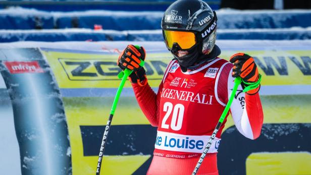 Alpine Skiing: Lake Louise Audi FIS Ski World Cup - Downhill - Women
