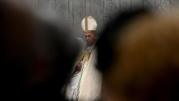 Neujahrsmesse: Papst hat für seinen verstorbenen Vorgänger gebetet
