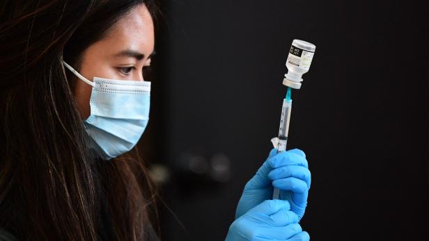 Corona: Impfung verschiebt Altersspektrum der Spitalspatienten stark