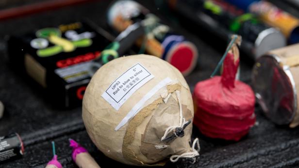 Böller, die in Wirklichkeit Bomben sind: Wo die illegale Ware herkommt