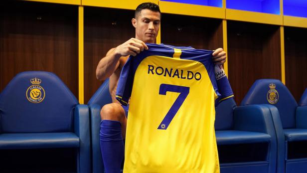 Cristiano Ronaldo presented after signing with Saudi Al-Nassr club 