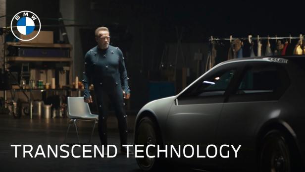 Lustiges Video: Schwarzenegger trifft sprechenden BMW