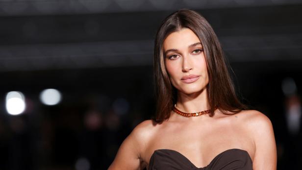 Wo Hailey Bieber, Gomez und Co jetzt ihren Urlaub verbringen