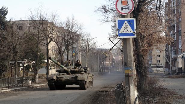 Lagebericht: Einseiteige Waffenruhe in der Ukraine hat begonnen