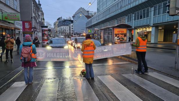 Nach Straßenblockaden in Wien: Polizei verhängt 38 Anzeigen