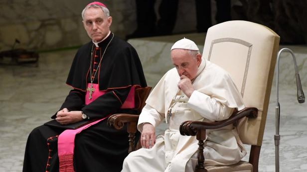 Gänswein gegen Papst Franziskus: Racheakt oder innerkirchliche Intrige?