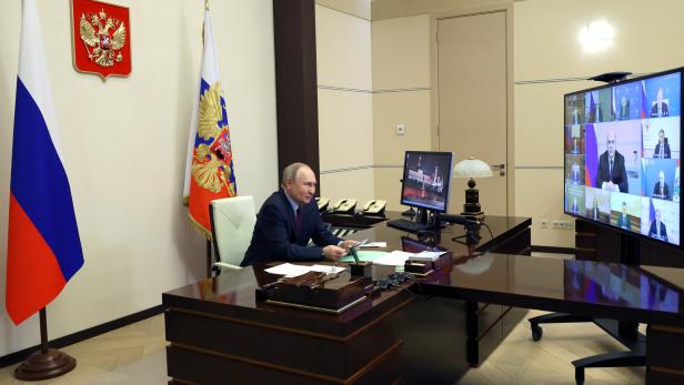Putin wütet gegen seinen Minister: "Warum alberst du herum?!"