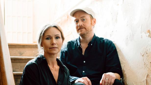 Nina Persson und James Yorkston besingen tröstende Seeadler