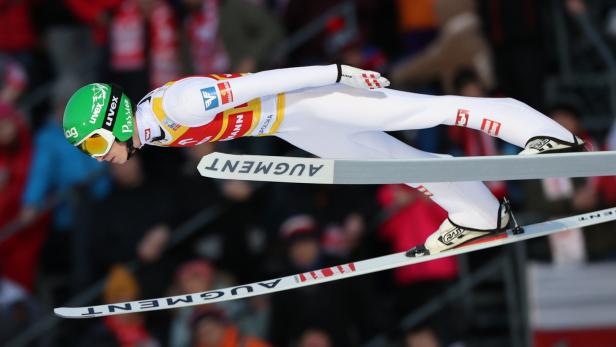 Österreichs Skispringer gewinnen den Teambewerb in Zakopane