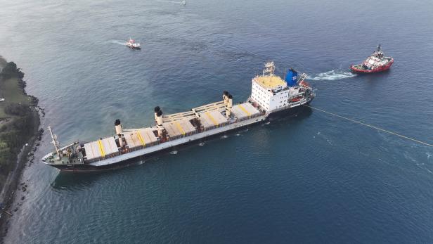 Frachtschiff aus Ukraine auf Grund gelaufen: Bosporus kurzzeitig gesperrt