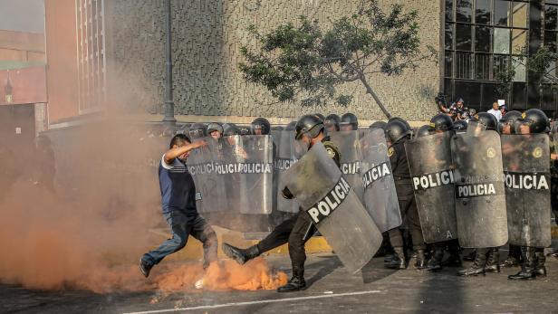 'Takeover of Lima' protest in Lima