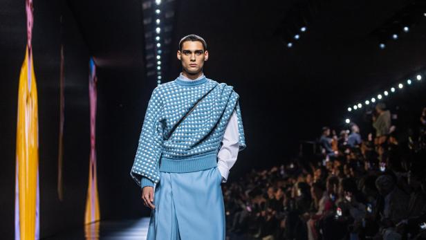 K-Pop, Männerröcke, "Das wüste Land": "Dior Mania" bei der Modewoche