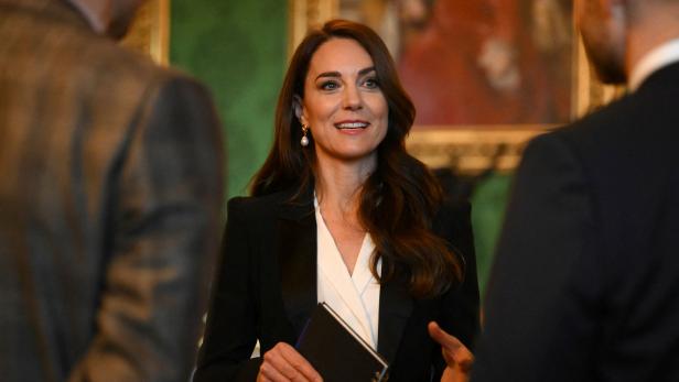 Kate folgt bei öffentlichen Auftritten goldener Regel von Queen und Prinz Philip