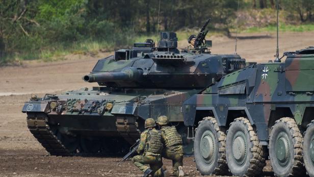 Leopard-Panzer für die Ukraine: Ist Europa jetzt Kriegspartei?
