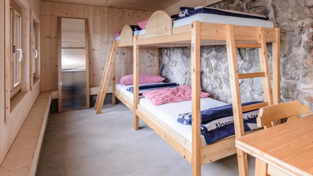 Wer sein Bett auf einer Alpenvereinshütte reservieren möchte, kann das künftig auch online tun.