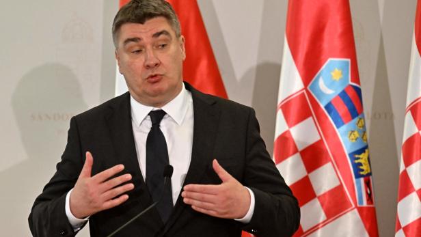 Kroatiens Präsident schockiert mit Aussagen über Krim und Kosovo