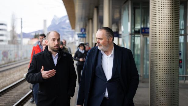 Salzburg: Mit Doskozil und Egger im Zug nimmt Wahlkampf Fahrt auf