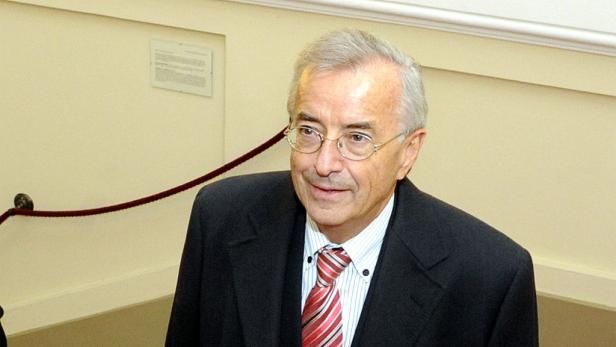 Herbert Sausgruber wird mit Anfang Dezember 2011 sein Amt zurücklegen. Vlbg: Sausgruber tritt im Dezember zurück