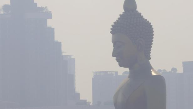 Harmful level of PM2.5 air pollution in Bangkok