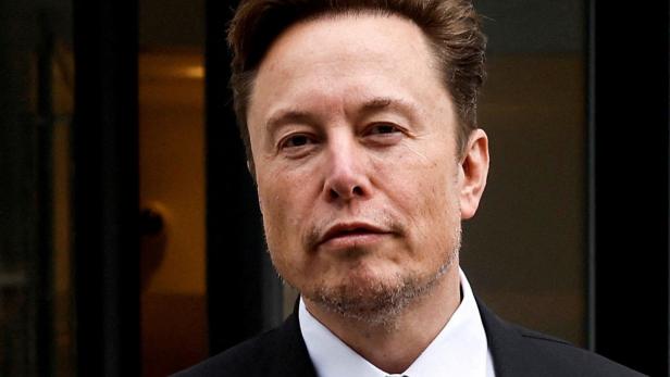 Elon Musk zieht der Ukraine den Starlink-Stecker
