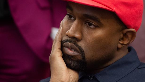 Adidas rechnet 2023 mit Verlust: Streit mit Kanye West belastet