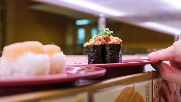 Ekelhafter Trend: "Sushi-Terrorismus“ schockt Japan